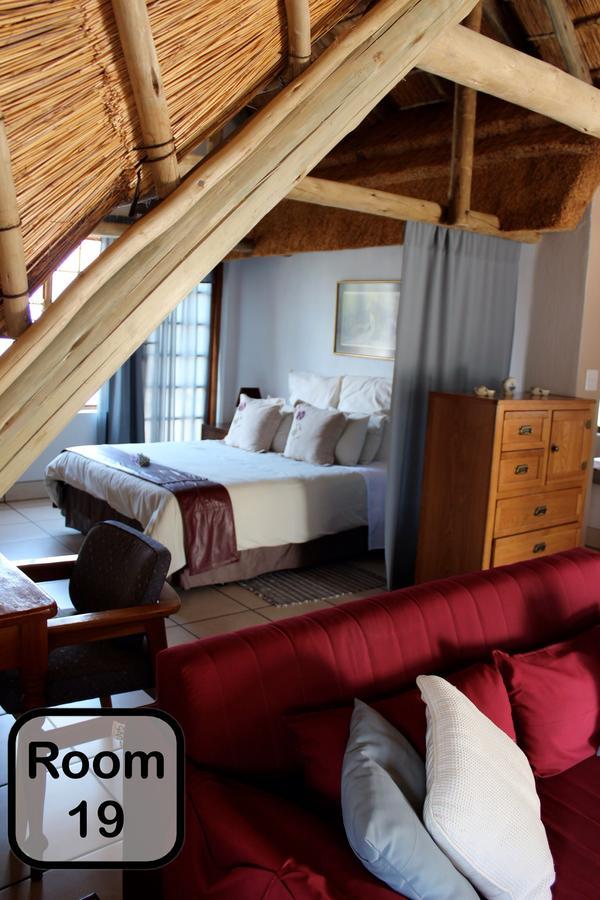 Mokoya Lodge Hekpoort エクステリア 写真