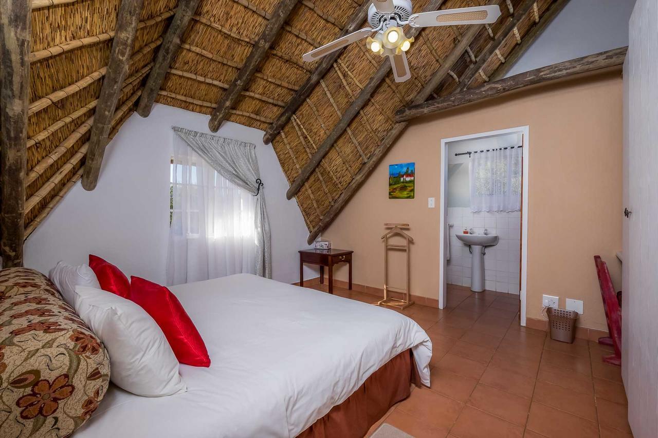 Mokoya Lodge Hekpoort エクステリア 写真